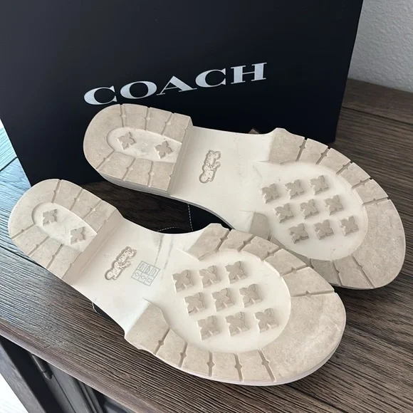 Coach Piper Leather Sandal Black Size 9 Like New - Picture 5 of 7